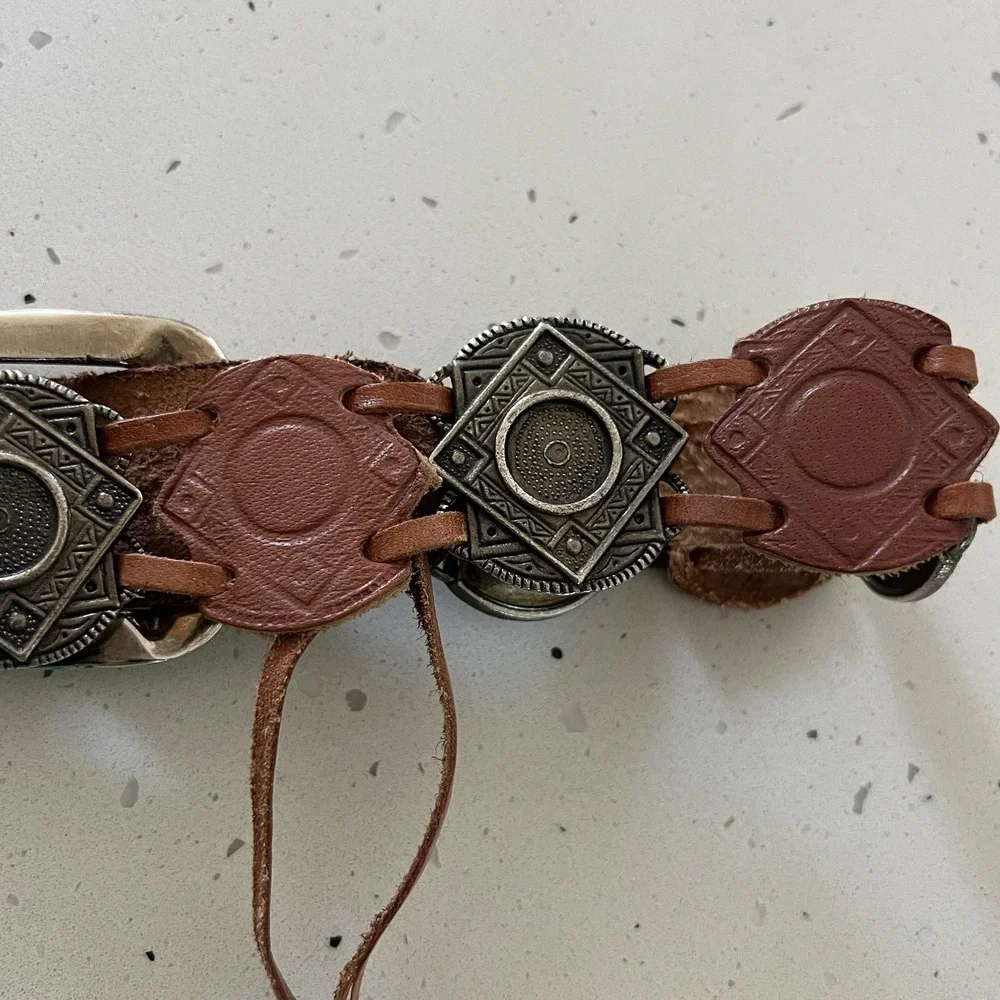 Vintage Genuine Leather Concho Belt Brown Boho Southwestern Silver Medallion L